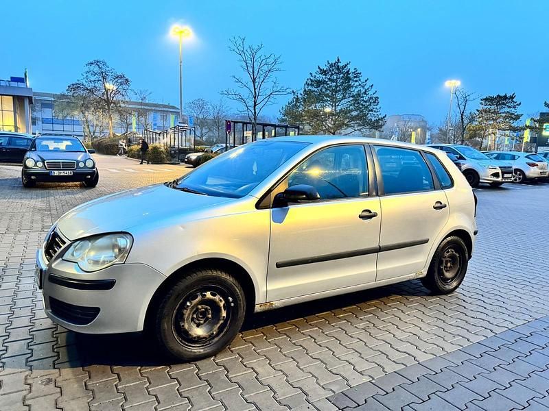 Silber Gebraucht 2006 VW Polo Kleinwagen | 1.099 € (Guter Preis) - Bild 1/4