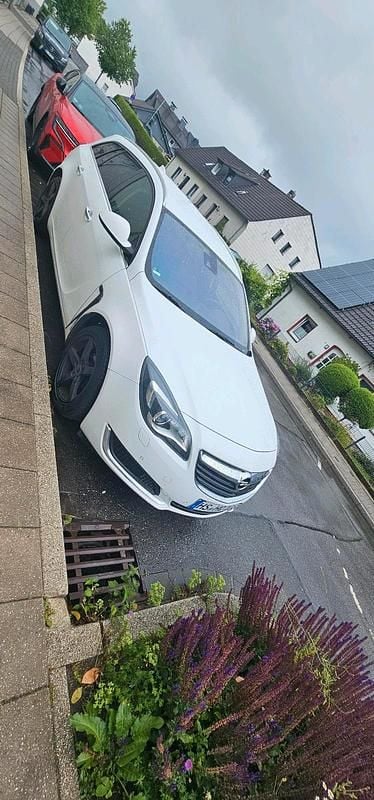 Gebraucht Opel Insignia 136 PS (100 kW) 2017 Weiß Kombi