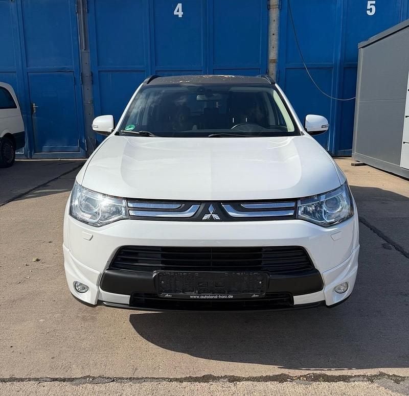 Gebraucht Mitsubishi Outlander 150 PS (110 kW) 2013 Weiß SUV