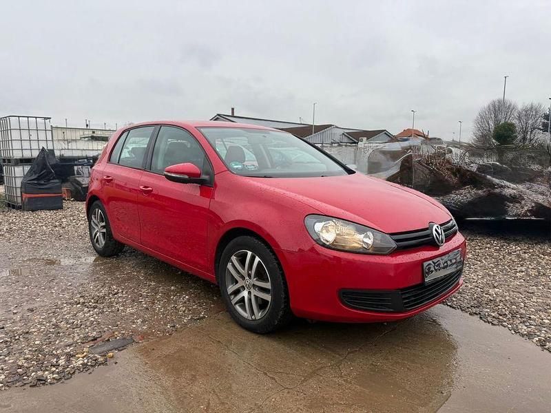Gebraucht VW Golf VI Edition 102 PS (75 kW) 2009 Rot Kleinwagen