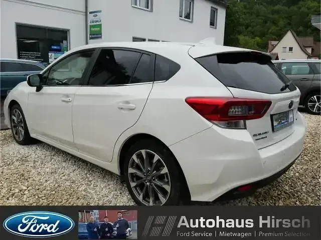 Gebraucht Subaru Impreza Exclusive+ 114 PS (83 kW) 2022 Weiß SUV