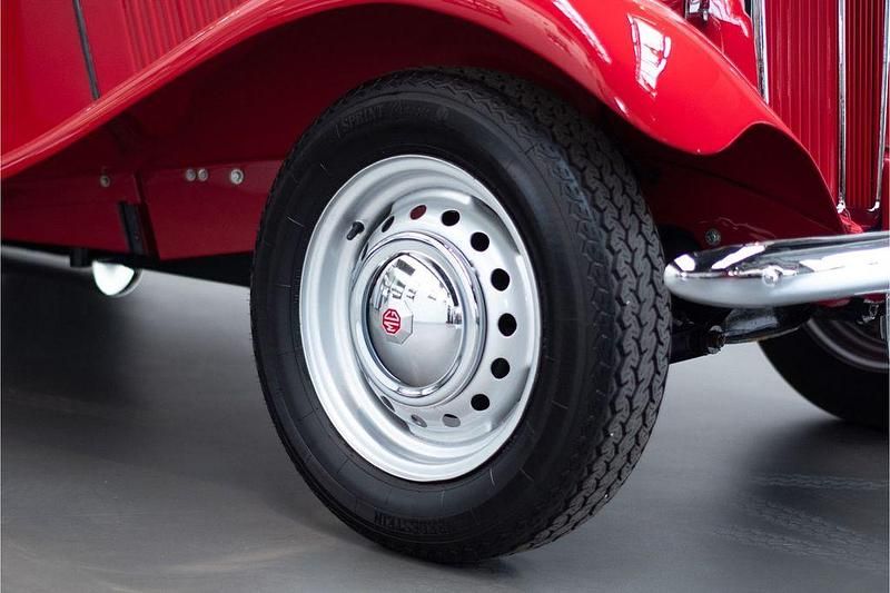 Gebraucht MG TD 54 PS (39 kW) 1953 Rot Cabrio