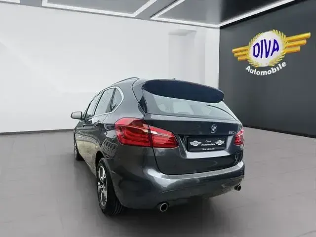 Gebraucht BMW 220 Active Tourer Basis 190 PS (139 kW) 2015 Grau Van / Kleinbus