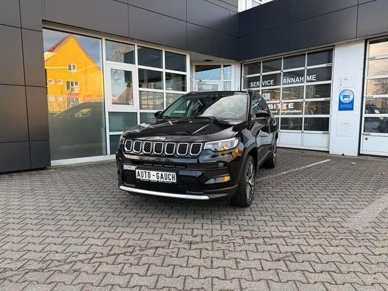 Gebraucht Jeep Compass Limited 150 PS (110 kW) 2021 Schwarz SUV