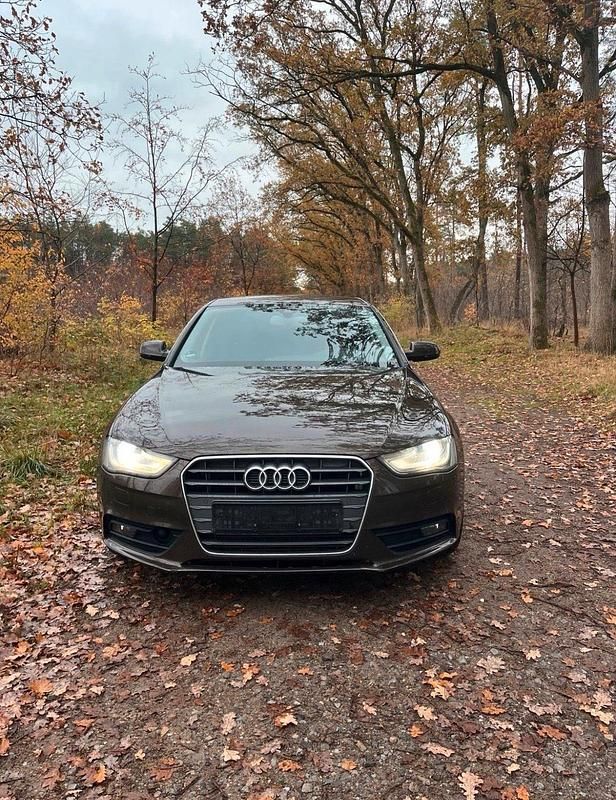Second-hand Audi A4 204 CP (150 kW) 2012 Berlinǎ