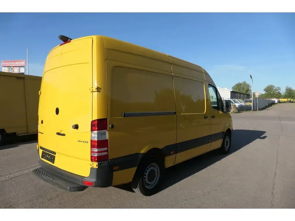 Occasion Mercedes Sprinter 143 ch (105 kW) 2017 Jaune Van