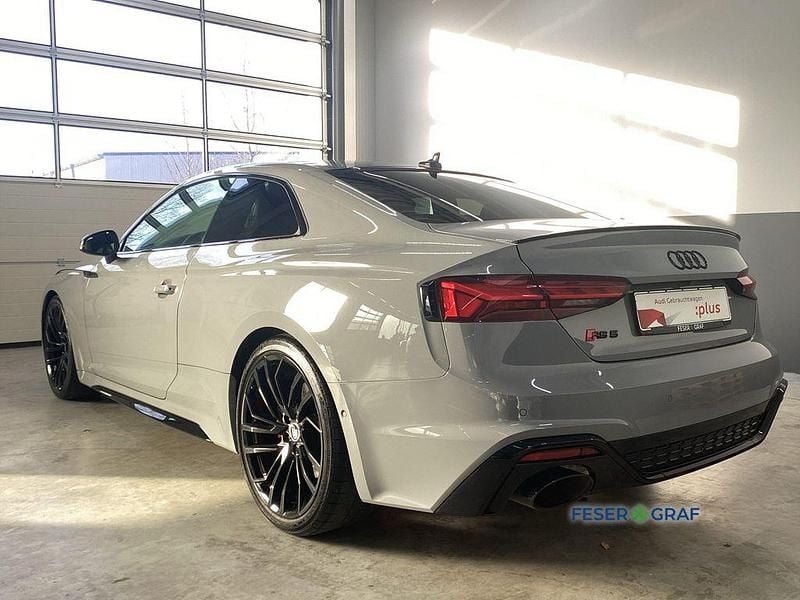 Gebraucht Audi RS5 Ambiente 450 PS (330 kW) 2022 Nardograu Coupé