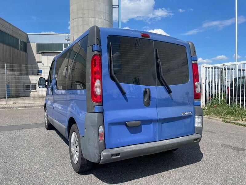 Gebraucht Opel Vivaro 90 PS (66 kW) 2013 Blau Van / Kleinbus