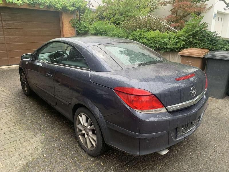 Gebraucht Opel Astra Cabriolet Cosmo 140 PS (102 kW) 2007 Cabrio
