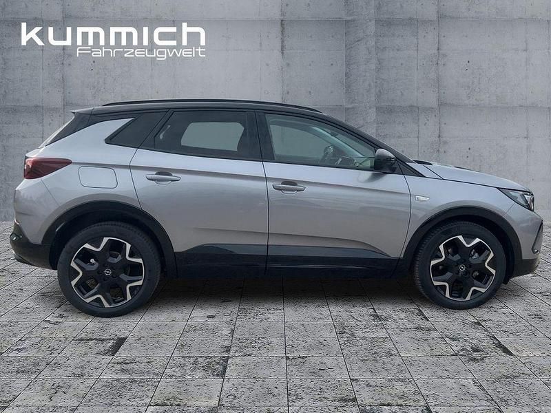 Gebraucht Opel Grandland X Ultimate 131 PS (96 kW) 2024 Silber SUV