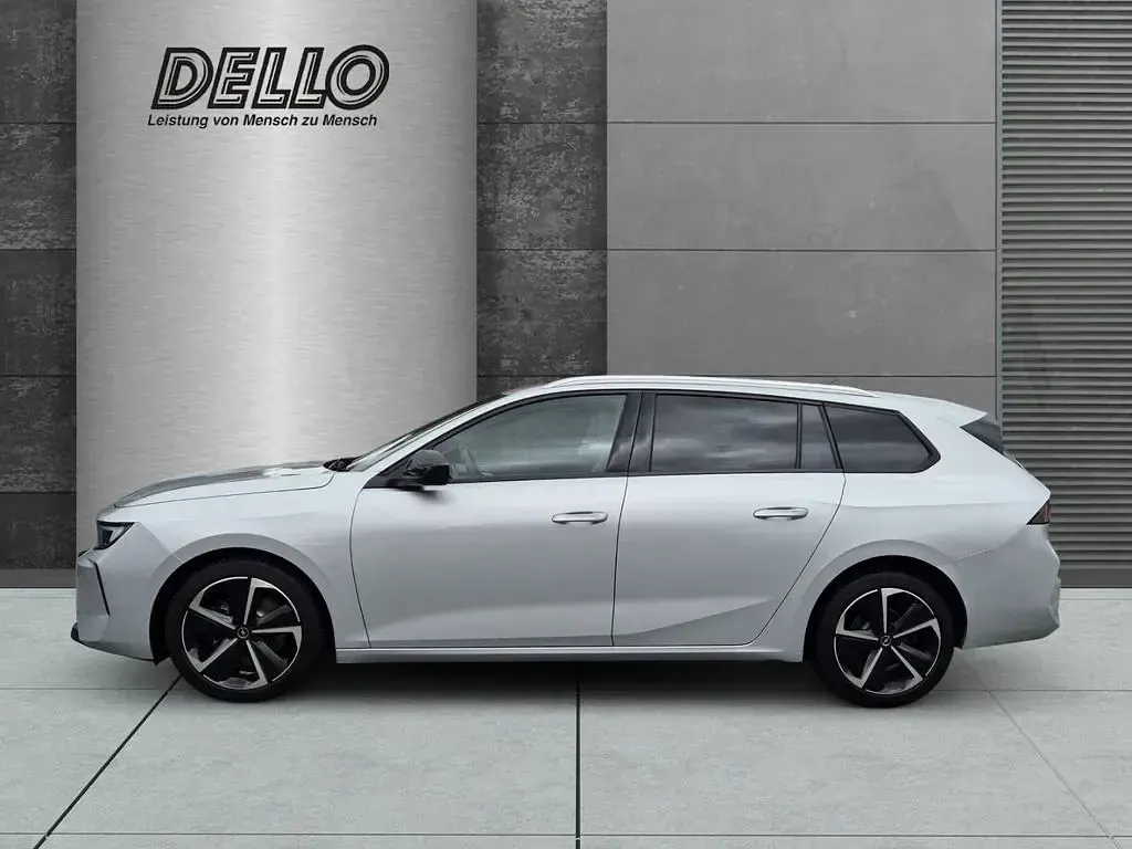 Gebraucht Opel Astra Business Elegance 131 PS (96 kW) 2023 Silber Kleinwagen