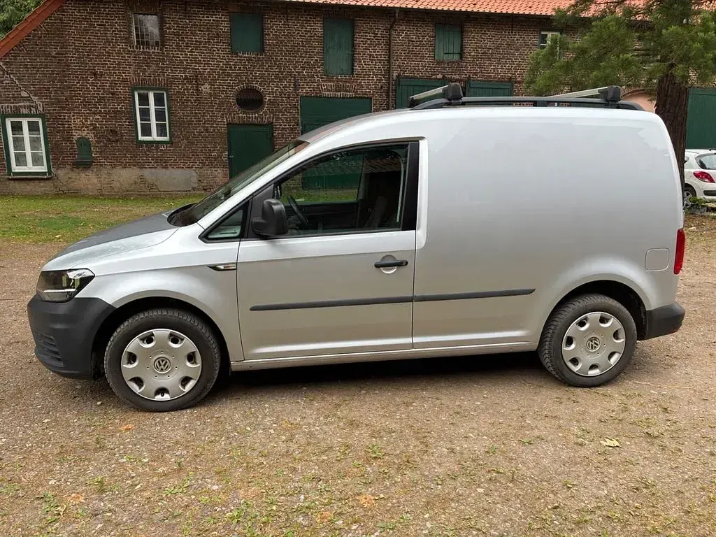 Gebraucht VW Caddy 75 PS (55 kW) 2016 Silber Van / Kleinbus