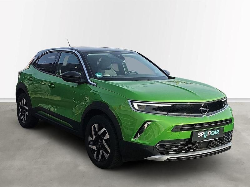 Gebraucht Opel Mokka Elegance 131 PS (96 kW) 2022 Mamba green met SUV
