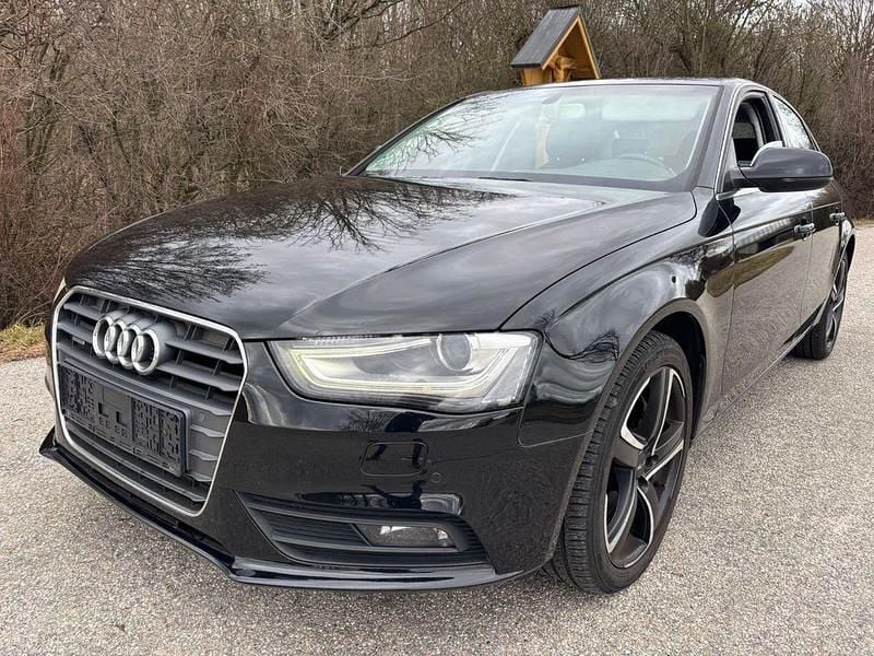 Gebraucht Audi A4 Ambiente 245 PS (180 kW) 2014 Schwarz Limousine