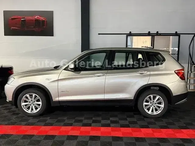 Gebraucht BMW X3 Sport Line 184 PS (135 kW) 2012 Silber SUV