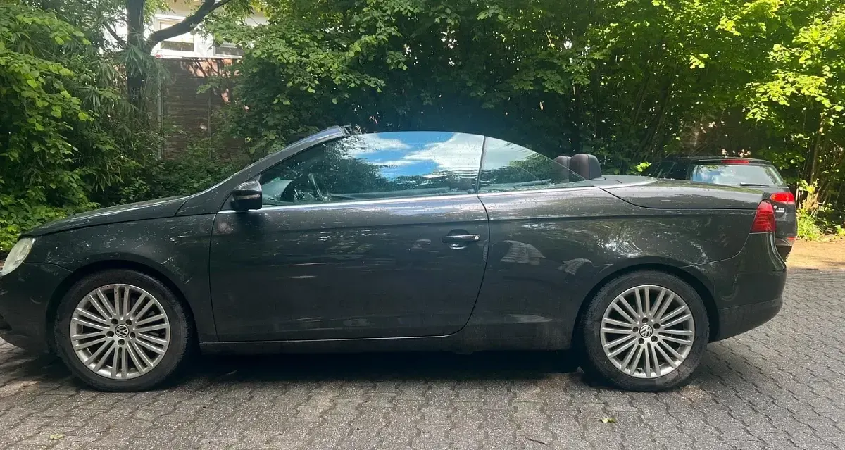 Gebraucht VW Eos 160 PS (117 kW) 2009 Braun Cabrio