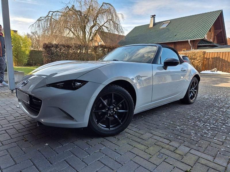 Gebraucht Mazda MX5 Exclusive-Line 131 PS (96 kW) 2016 Weiß Cabrio