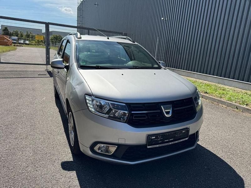 Gebraucht Dacia Logan MCV Lauréate 90 PS (66 kW) 2017 Grau Kombi