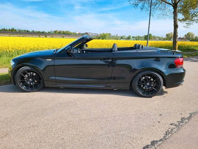 Gebraucht BMW 125 Cabriolet Performance 218 PS (160 kW) 2010 Schwarz Cabrio