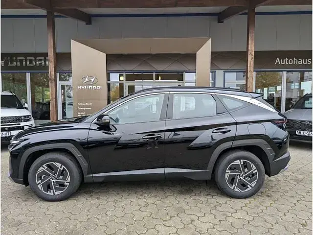 Neu Hyundai Tucson Select 150 PS (110 kW) 2026 Grau SUV