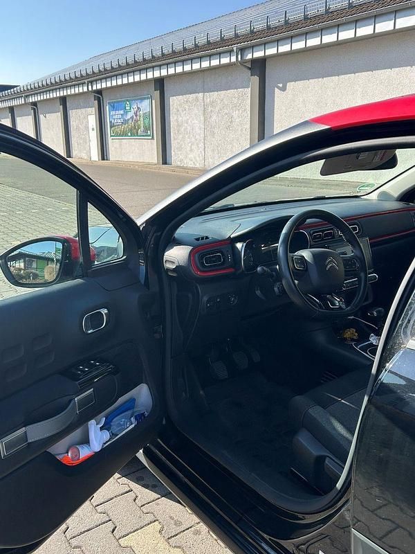 Gebraucht Citroën C3 PureTech 110 PS (80 kW) 2019 Schwarz Kleinwagen