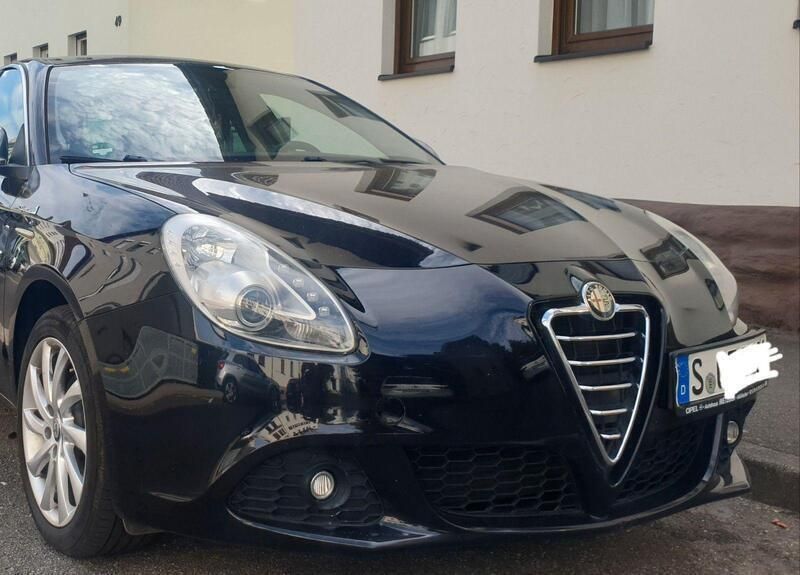 Gebraucht Alfa Romeo Giulietta 122 PS (89 kW) 2011 Schwarz Kleinwagen