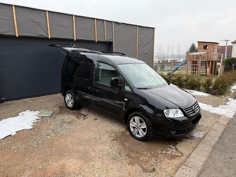 Schwarz Gebraucht 2010 VW Caddy Life Van / Kleinbus | 3.999 € (Superpreis) - Bild 1/2