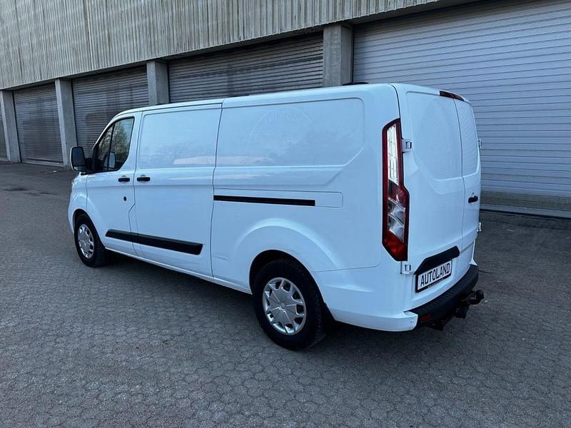 Gebraucht Ford Transit Custom 131 PS (96 kW) 2018 Weiß Van / Kleinbus