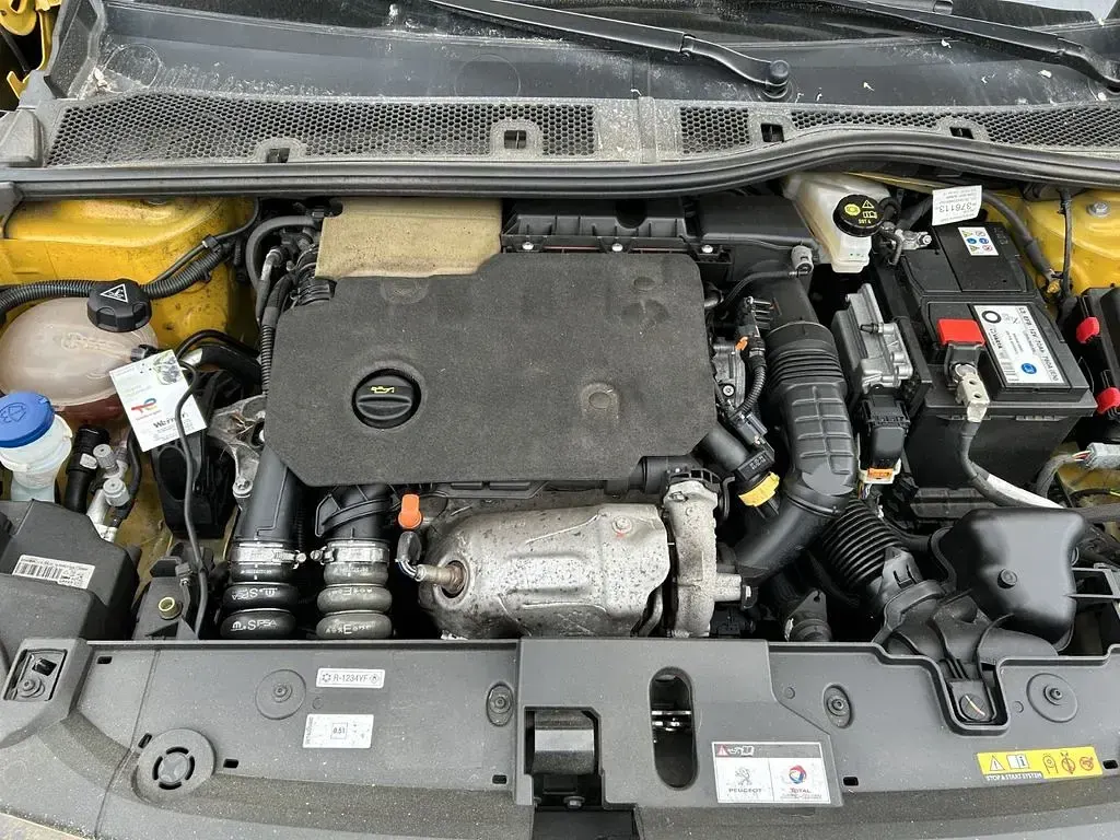 Gebraucht Peugeot 208 GT 102 PS (75 kW) 2021 Gelb Kleinwagen