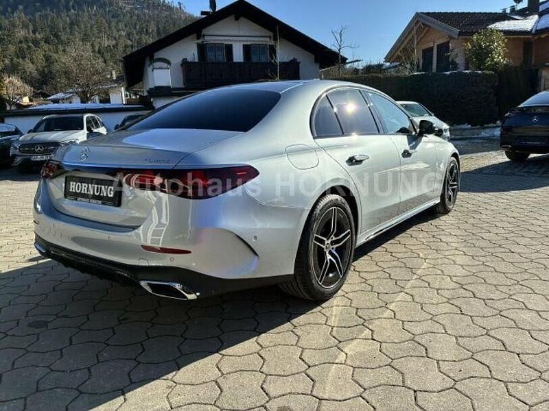 Gebraucht Mercedes E220 AMG 197 PS (144 kW) 2026 Metalliclack hightechsilber Limousine