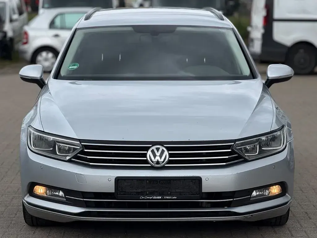 Gebraucht VW Passat Comfortline 150 PS (110 kW) 2015 Silber Kombi