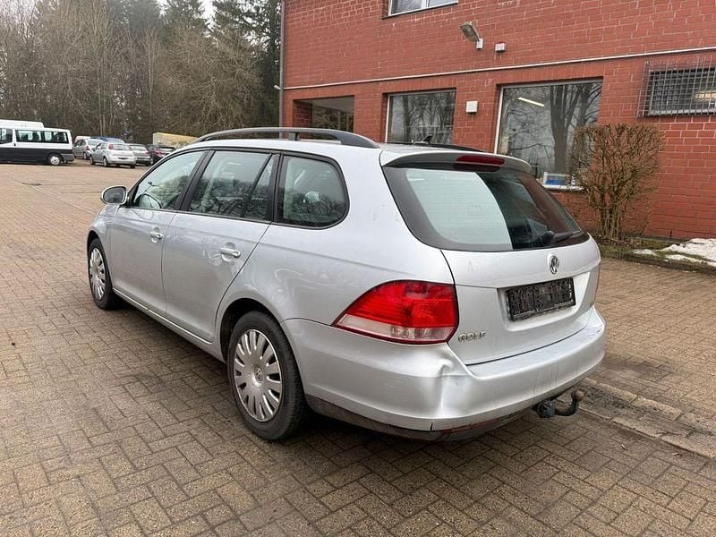 Gebraucht VW Golf V Trendline 105 PS (77 kW) 2009 Silber Kombi