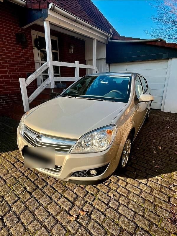Silber Gebraucht 2007 Opel Astra Limousine | 1.250 € (Superpreis) - Bild 1/4