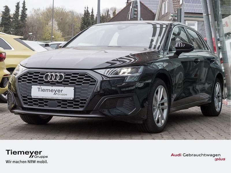 Schwarz Gebraucht 2021 Audi A3 Sportback e-tron Ambiente Limousine | 22.460 € (Guter Preis) - Bild 1/4