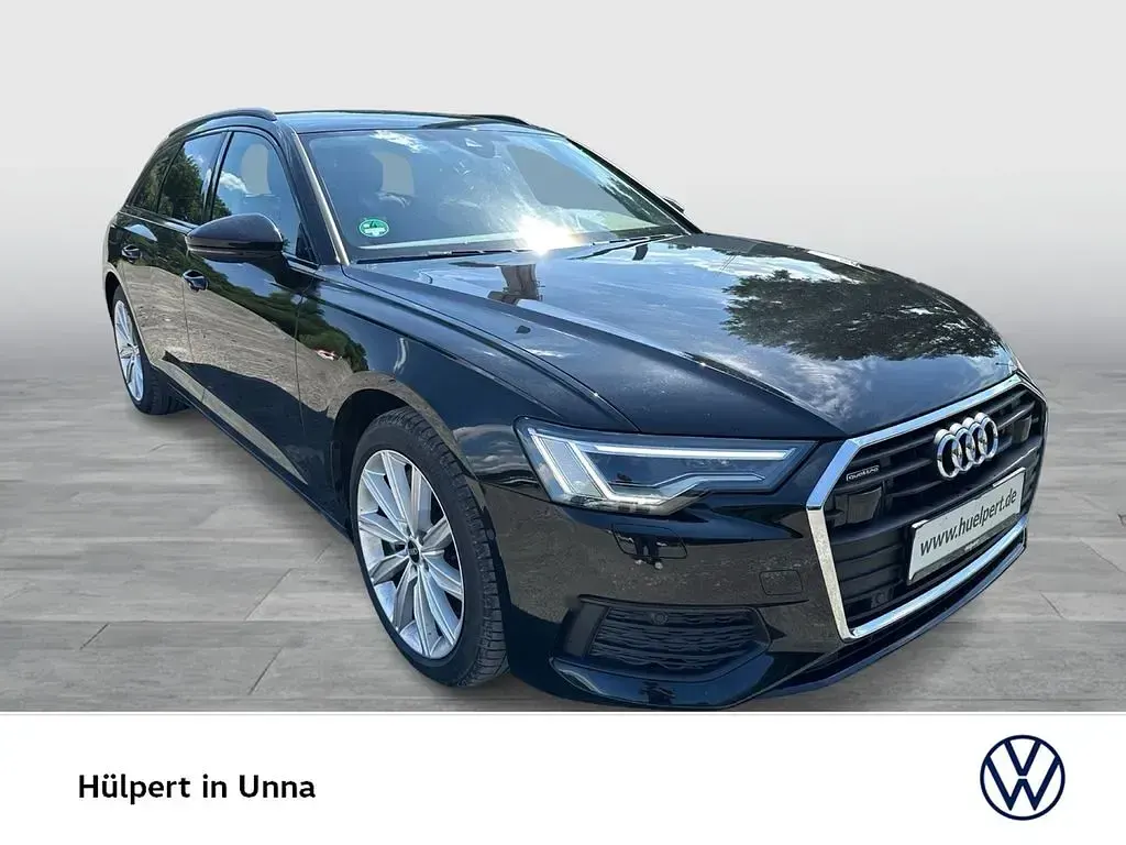 Gebraucht Audi A6 Ambiente 299 PS (219 kW) 2022 Brillantschwarz Kombi
