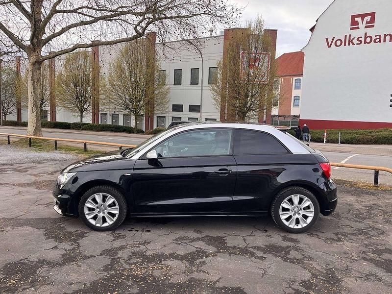 Gebraucht Audi A1 S-Line 122 PS (89 kW) 2010 Schwarz Kleinwagen