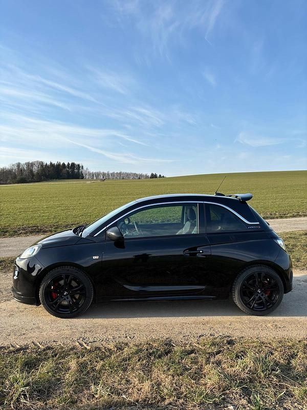 Gebraucht Opel Adam S 150 PS (110 kW) 2017 Schwarz Kleinwagen