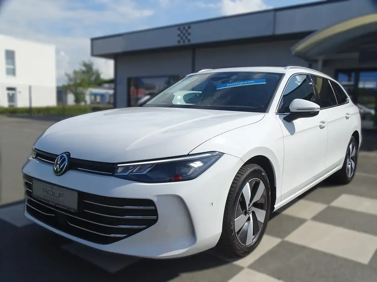 Gebraucht VW Passat Business 150 PS (110 kW) 2025 Kombi