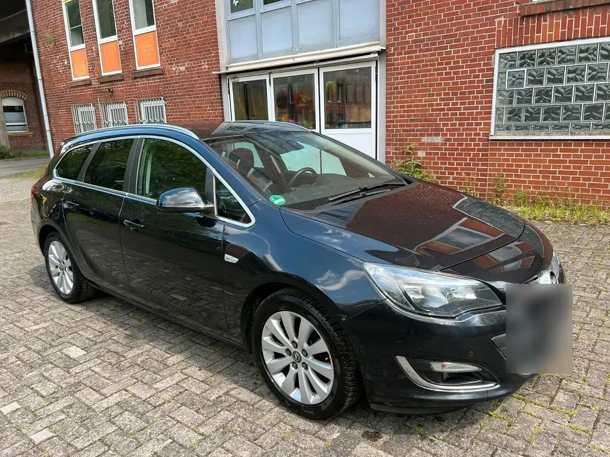 Gebraucht Opel Astra 110 PS (80 kW) 2016 Schwarz Kombi