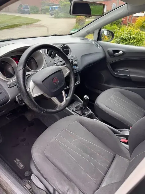 Gebraucht Seat Ibiza Copa 69 PS (50 kW) 2012 Schwarz Limousine