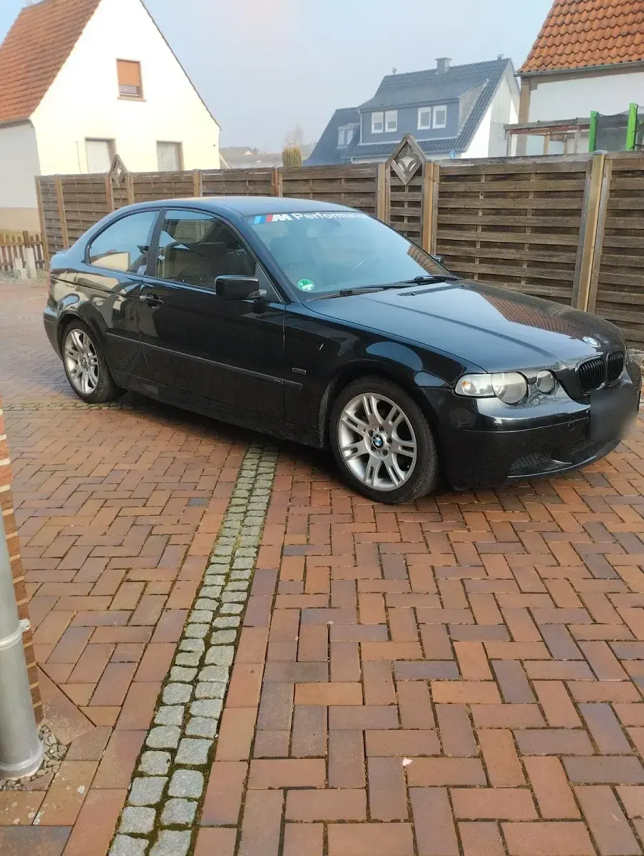 Gebraucht BMW 318 143 PS (105 kW) 2004 Schwarz Coupé
