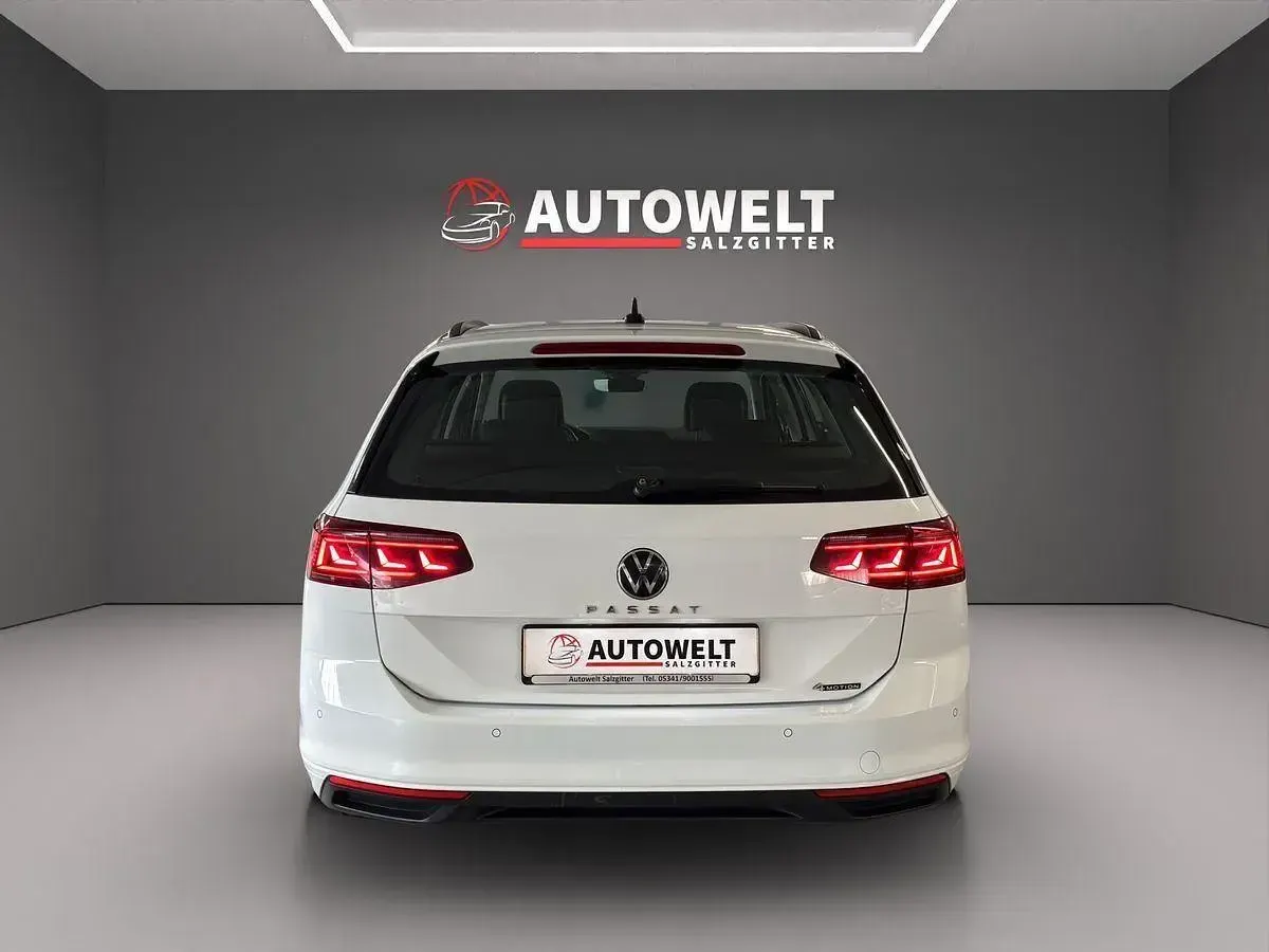 Gebraucht VW Passat Business 200 PS (147 kW) 2022 Weiß Kombi