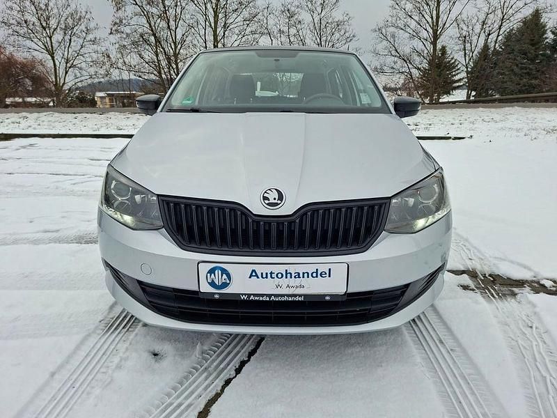 Gebraucht Skoda Fabia Active 75 PS (55 kW) 2015 Silber Limousine
