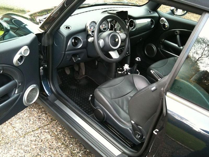 Gebraucht Mini Cooper Cabriolet 116 PS (85 kW) 2005 Schwarz Cabrio