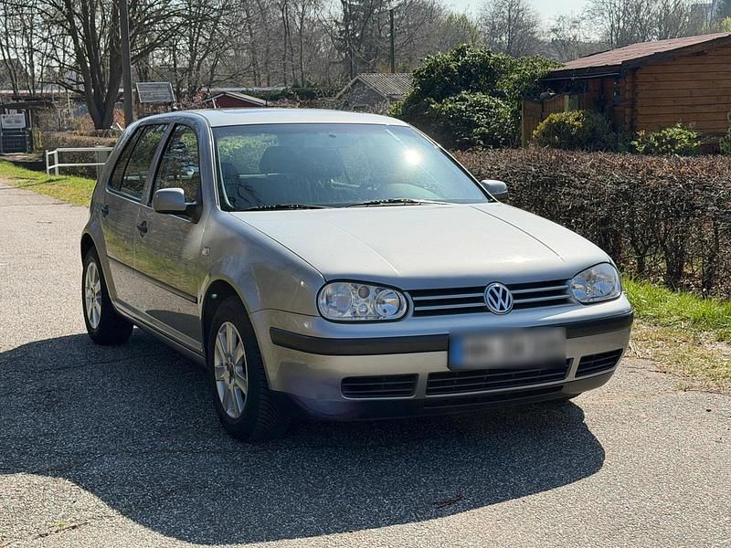 Gebraucht VW Golf IV Highline 102 PS (75 kW) 2002 Silber Kleinwagen
