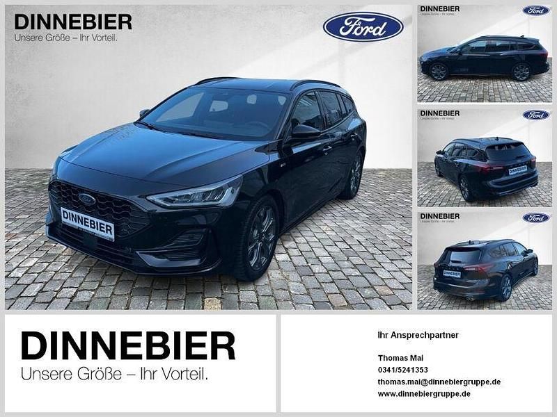 Schwarz (metallic) Gebraucht 2024 Ford Focus ST-Line X Kombi | 22.950 € (Superpreis) - Bild 1/1