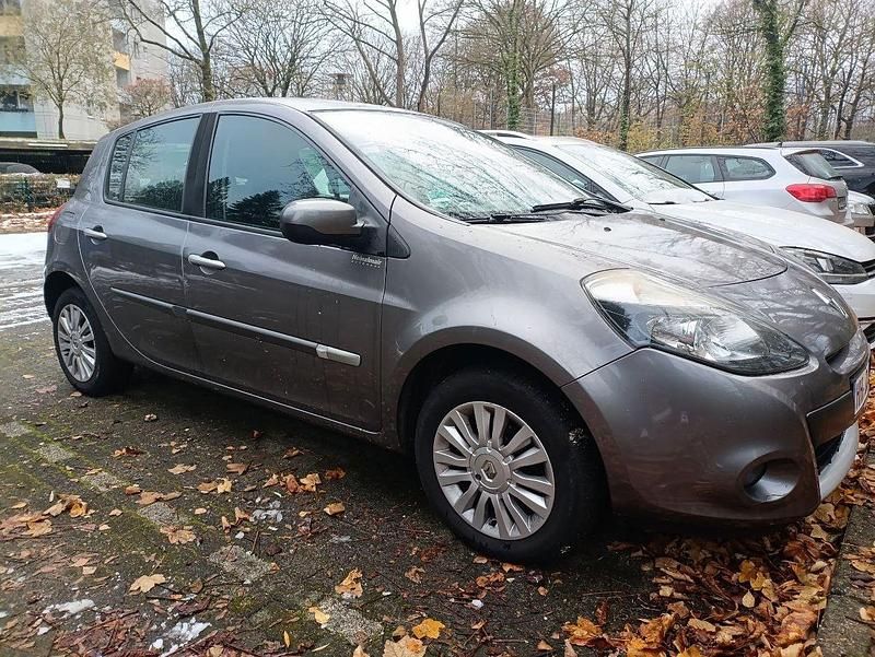 Grau Gebraucht 2010 Renault Clio III Expression Kleinwagen | 1.900 € (Guter Preis) - Bild 1/4
