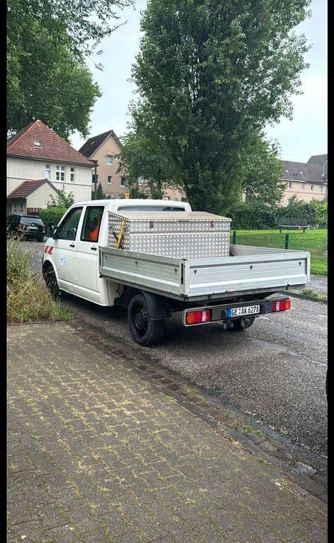 Weiß Gebraucht 2007 VW T5 Van | 7.999 € (Guter Preis) - Bild 1/4