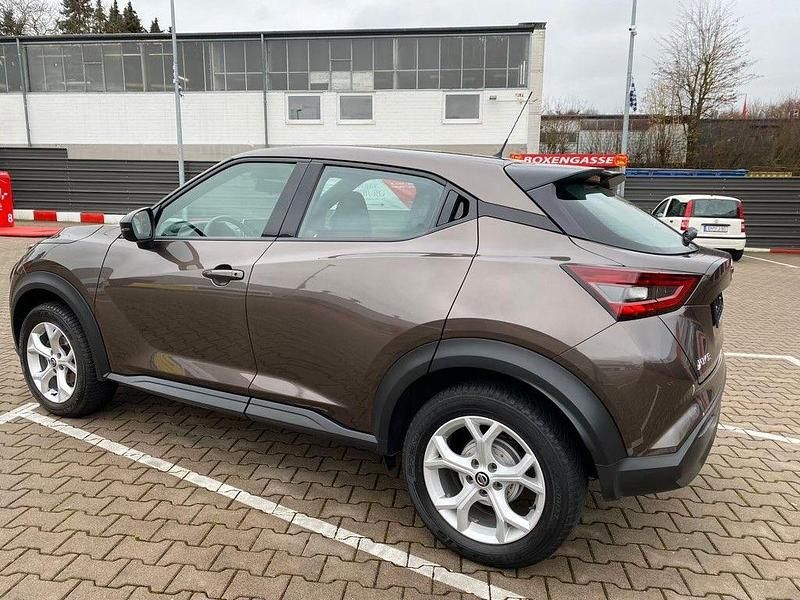 Gebraucht Nissan Juke Acenta 117 PS (86 kW) 2020 Braun SUV
