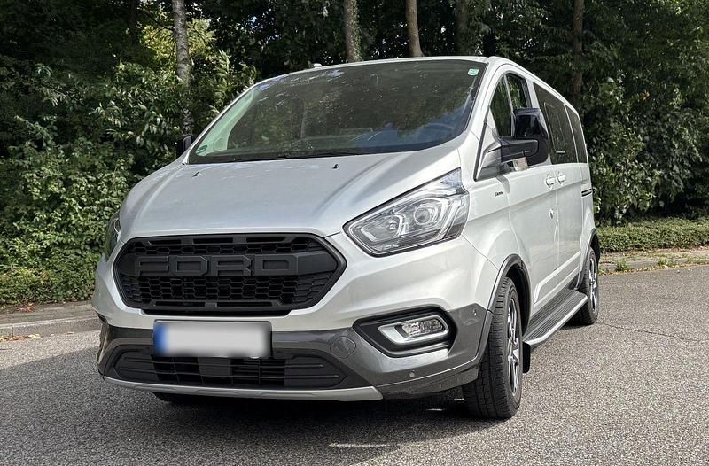 Gebraucht Ford Tourneo Active 150 PS (110 kW) 2023 Grau Van / Kleinbus